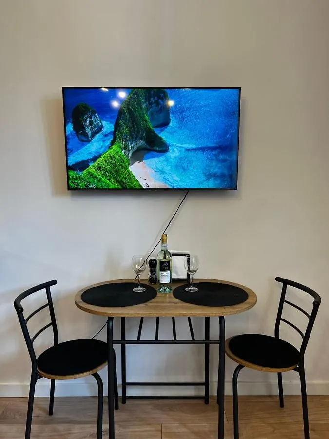 Cozy Apartment In The Heart Of 브로츠와프
